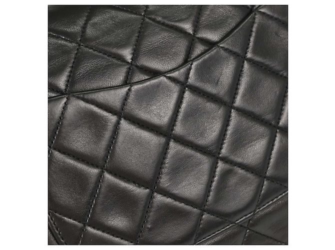 Chanel Vintage Classic Double Flap Quilted Lambskin Medium - vista 3