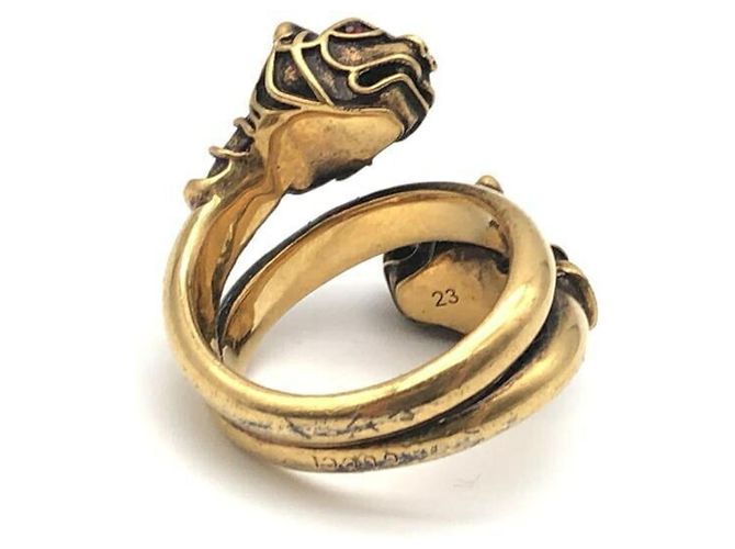 Gucci Tiger Head Ring mit farbigem Stein - Ansicht 2
