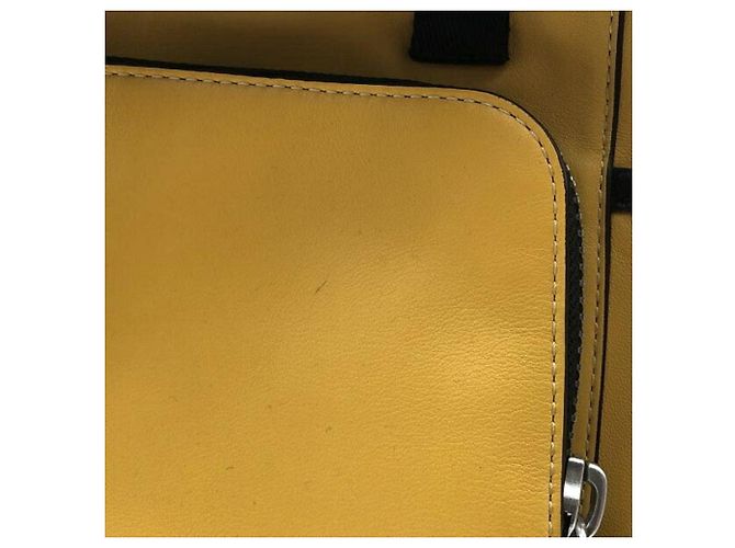 Mochila com aba COACH League em Yellow - vista 9