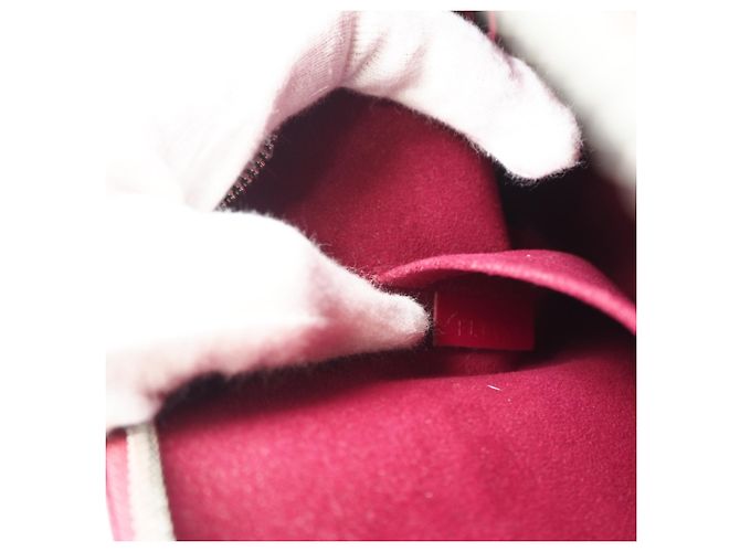 Louis Vuitton Epi Alma BB Handtasche - Ansicht 16