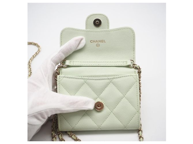 Borsa a tracolla mini portafoglio Chanel Matelassé Classic Chain - vista 11