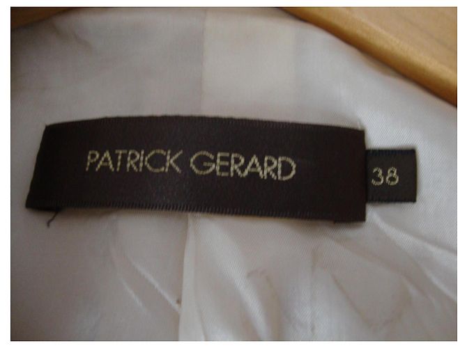 Autre Marque PATRICK GERARD Langer beiger Wollmantel - Ansicht 4