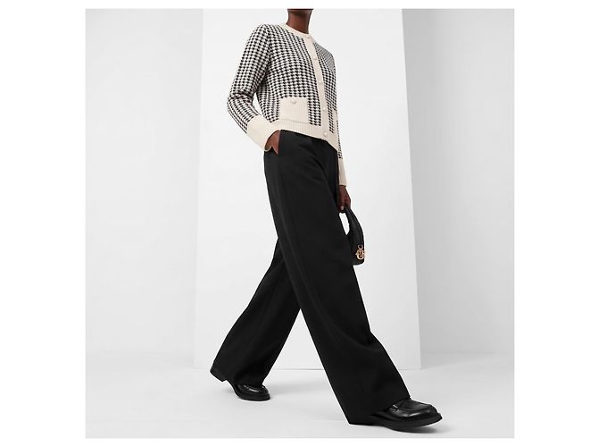 Christian Dior Strickjacke mit Hahnentrittmuster und Perlenbesatz - Ansicht 4