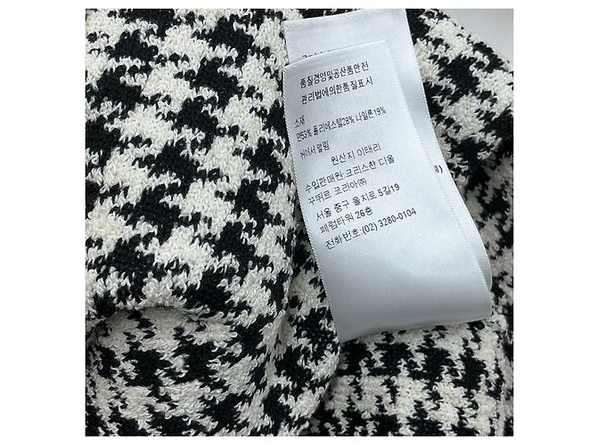 Christian Dior Strickjacke mit Hahnentrittmuster und Perlenbesatz - Ansicht 7