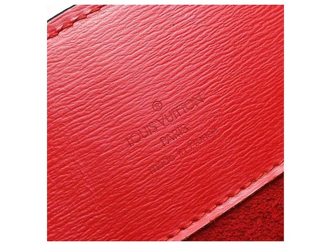 Louis Vuitton Cluny Epi Leather - vista 4