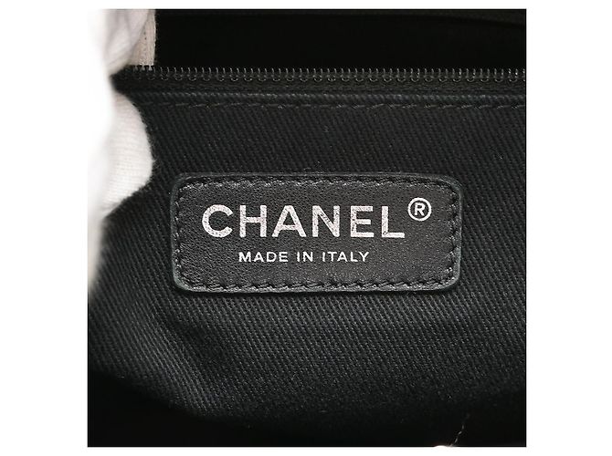 Chanel Timeless CC Soft Quilted Caviar Medium - vista 4
