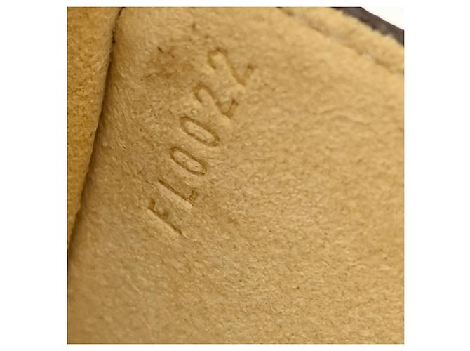 Louis Vuitton Twin Monogram Canvas GM - vista 5