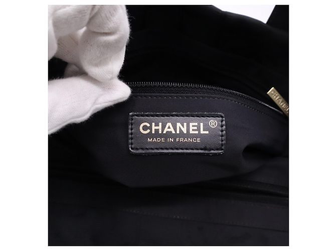 CHANEL New Travel Line Nylon Tote Bag - Ansicht 18