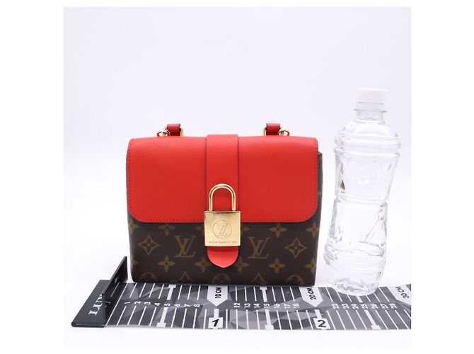 Borsa a tracolla Louis Vuitton Monogram Rocky BB Coquelicot - vista 3