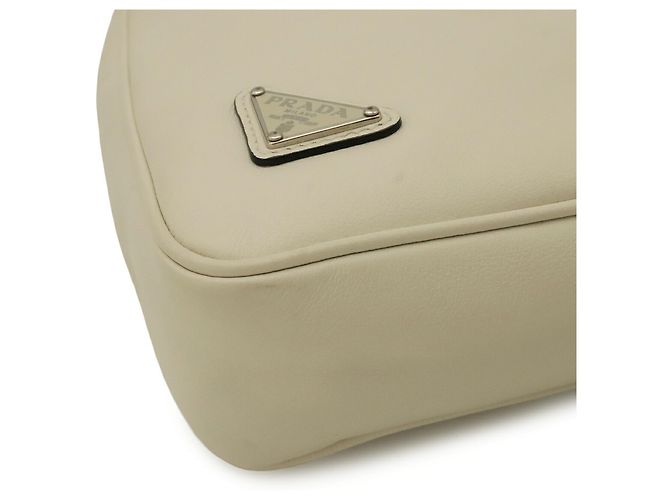 Borsa a pochette Prada in pelle avorio - vista 4