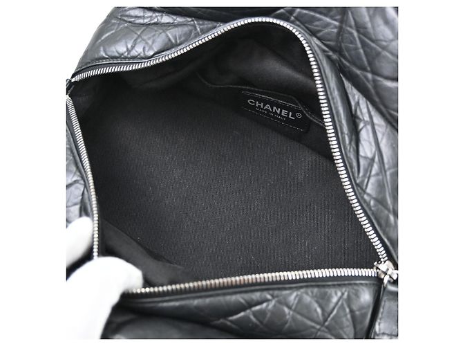 Chanel Lady Braid Bowler Quilted Distressed Calfskin Large - vista 3