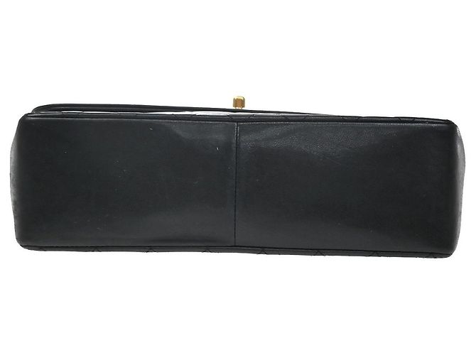 Chanel Chanel Matelassé Cuir Noir Black leather medium - vue 6
