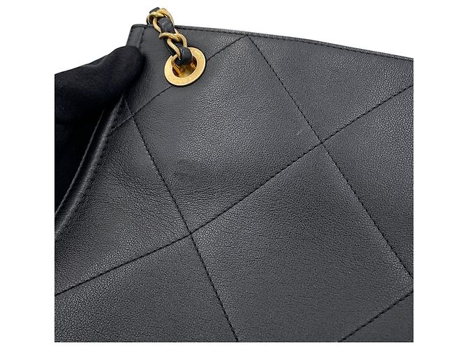 Borsa a tracolla Chanel Matelassé in pelle di agnello nera - vista 8