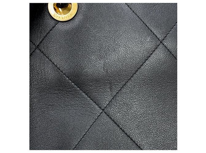 Borsa a tracolla Chanel Matelassé in pelle di agnello nera - vista 9