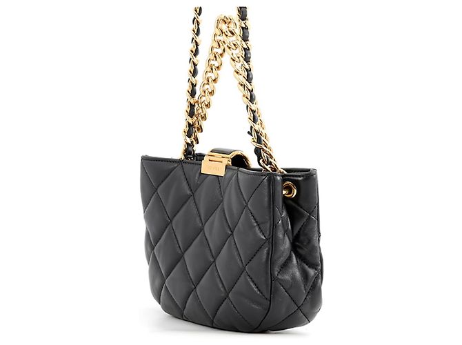Timeless Borsa a spalla Chanel Matelassé in pelle d'agnello - vista 2