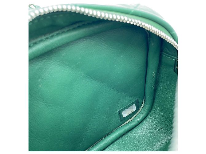 Chanel Matelassé Pochette Schultertasche - Ansicht 11