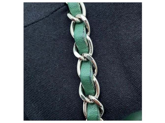 Chanel Matelassé Pochette Schultertasche - Ansicht 14