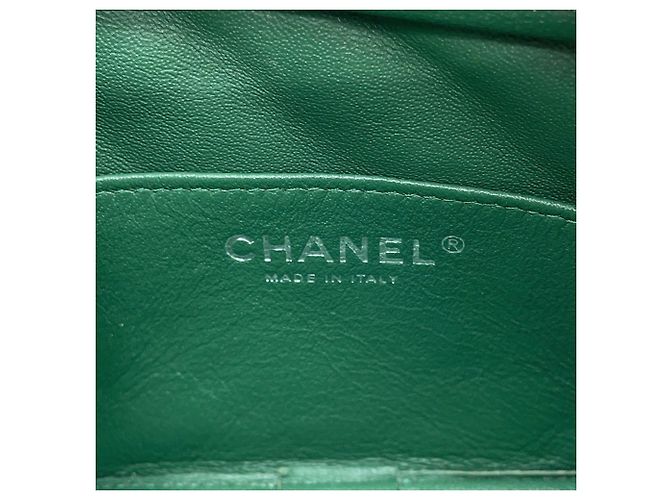 Chanel Matelassé Pochette Schultertasche - Ansicht 17