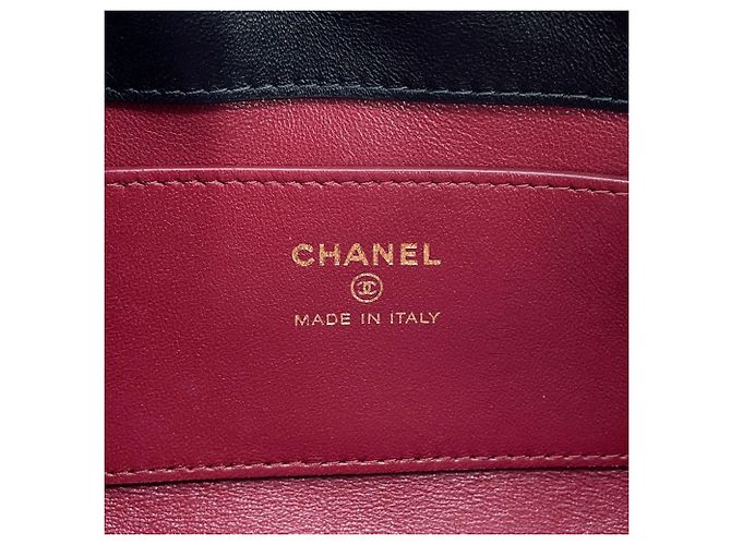 Borsa a tracolla Chanel Matelassé con catena - vista 13