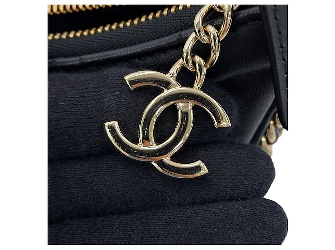 Borsa a spalla con catena Chanel Matelassé - vista 9