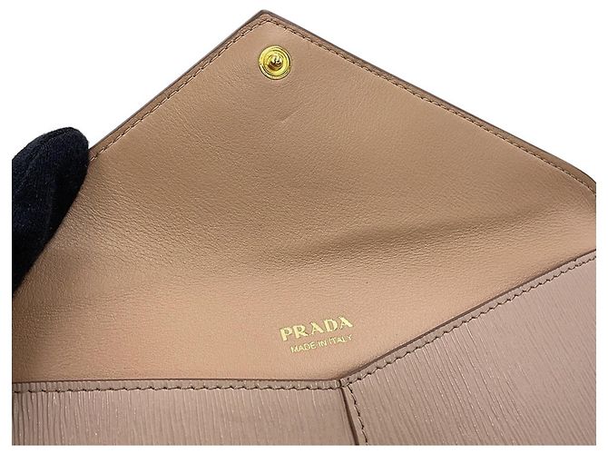 Prada langes Portemonnaie aus Pink Beige Leder - Ansicht 8