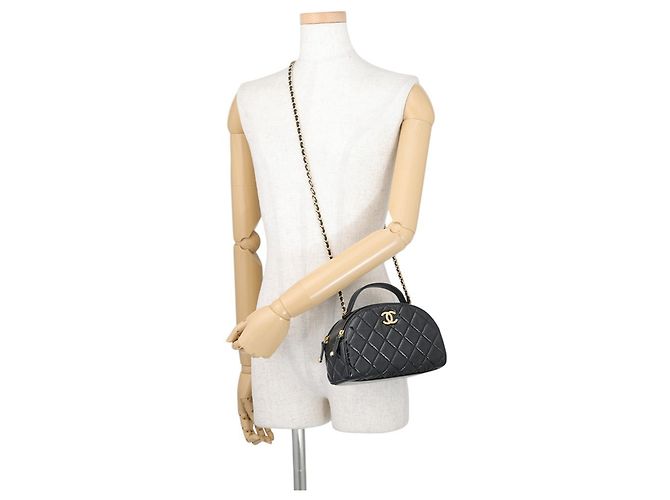 Borsa a tracolla con catena Chanel Matelassé - vista 4