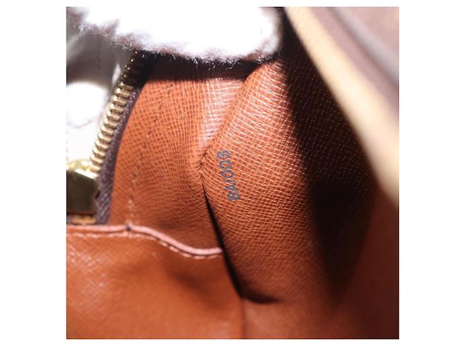 Louis Vuitton Blois Monogram Canvas - Ansicht 7