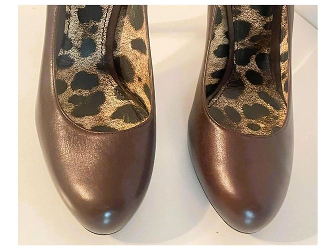 Dolce & Gabbana Braune Leder-Pumps mit Leopardenprint - Ansicht 3