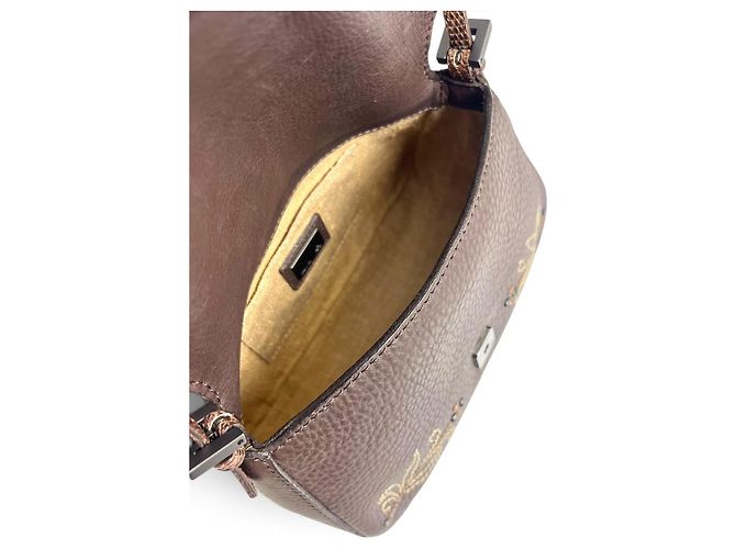 Fendi Borsa Mini Mamma Baguette in pelle ricamata marrone scuro - vista 10