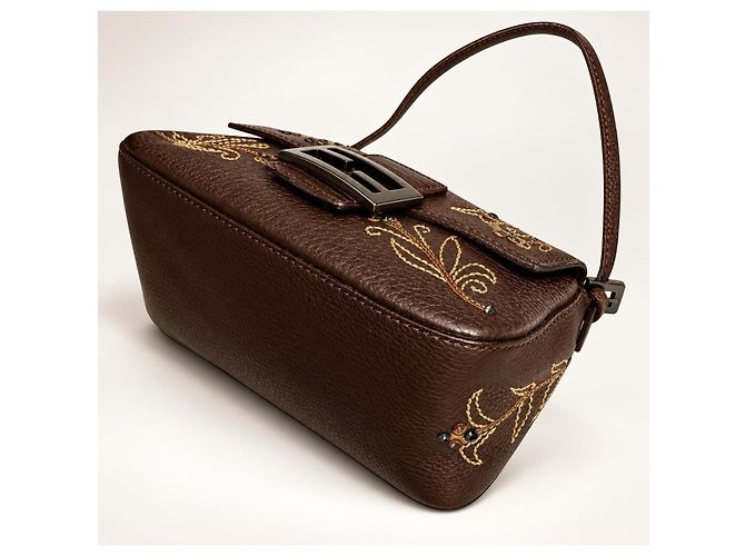Fendi Borsa Mini Mamma Baguette in pelle ricamata marrone scuro - vista 8