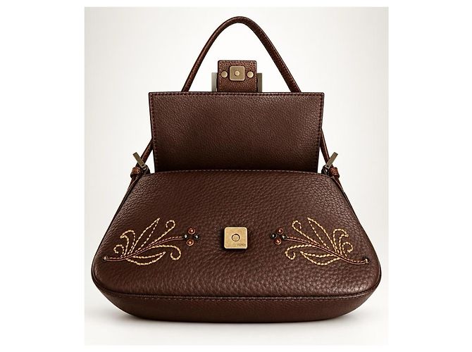 Fendi Borsa Mini Mamma Baguette in pelle ricamata marrone scuro - vista 9