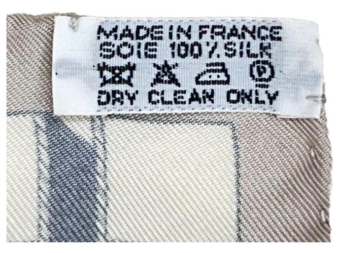 Silk In Hermès Foulard di seta Hermes Voyage au Long Cours - vista 8