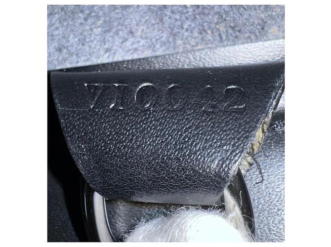 Saco Tote Louis Vuitton em couro Epi - vista 19