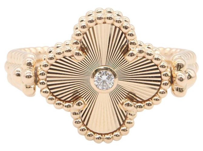 Van Cleef & Arpels Alhambra Reversible Guilloché 1P Diamantring - Ansicht 2