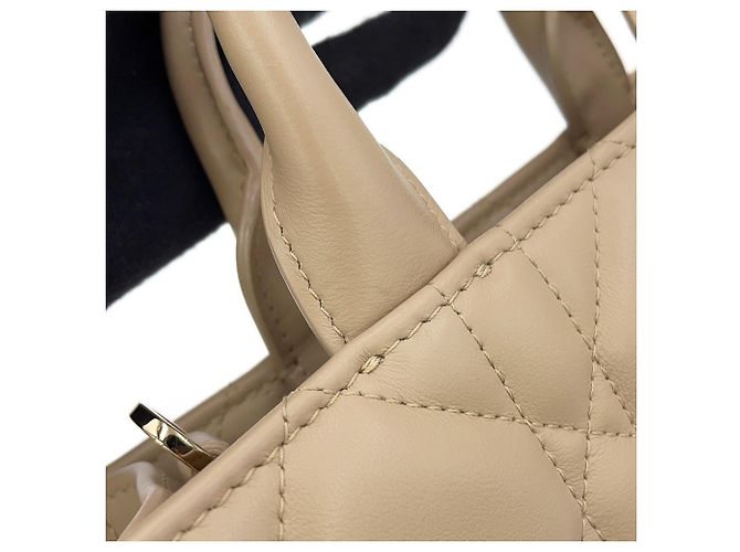 Borsa a mano Christian Dior Macro Cannage Book Tote Mini - vista 11