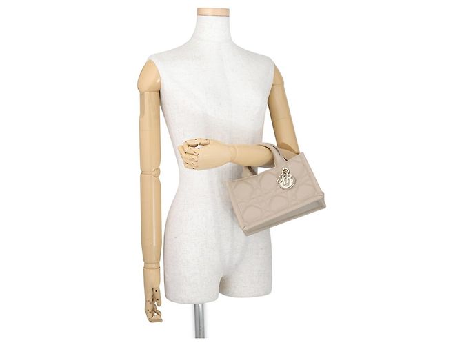 Borsa a mano Christian Dior Macro Cannage Book Tote Mini - vista 4