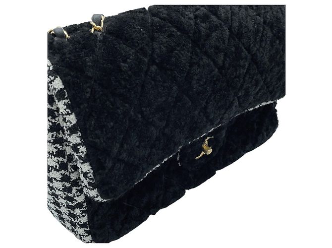 Chanel Matelassé Schultertasche mit Kette - Ansicht 7