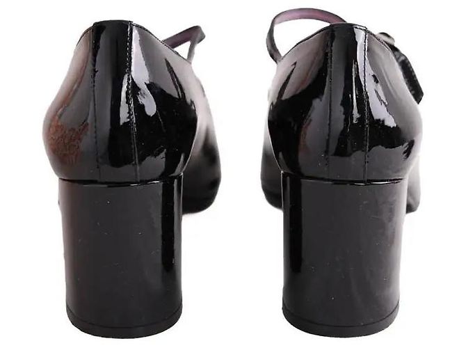 Carel Absatzschuhe aus Lackleder in Schwarz - Ansicht 2