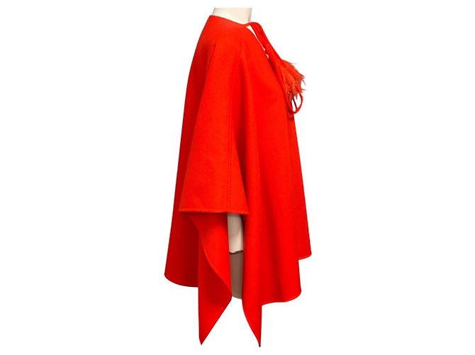 Valentino Garavani Capa de lana Valentino naranja con ribete de plumas - vista 2