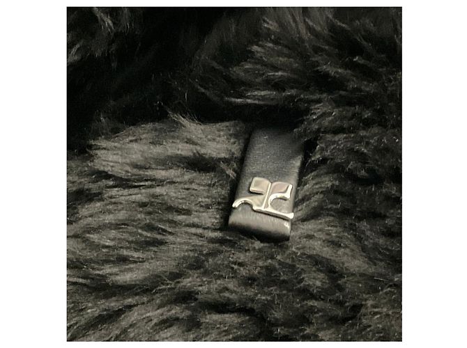 Courreges Asymmetrische Jacke aus Lammfell und Lammleder in Schwarz - Ansicht 6