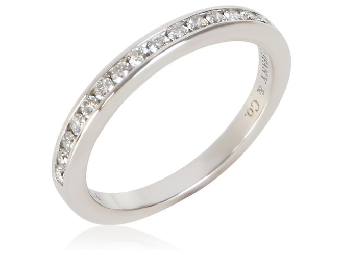 Tiffany & Co. Platin-Band mit diamantbesetztem Kanalschliff - Ansicht 2