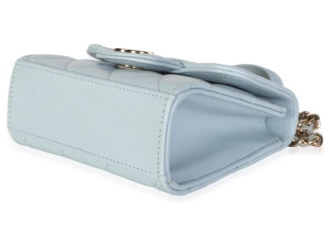 Gabrielle Mini Clutch Top Handle Chanel in Pelle di Agnello Matelassé Blu Chiaro con Catena - vista 6