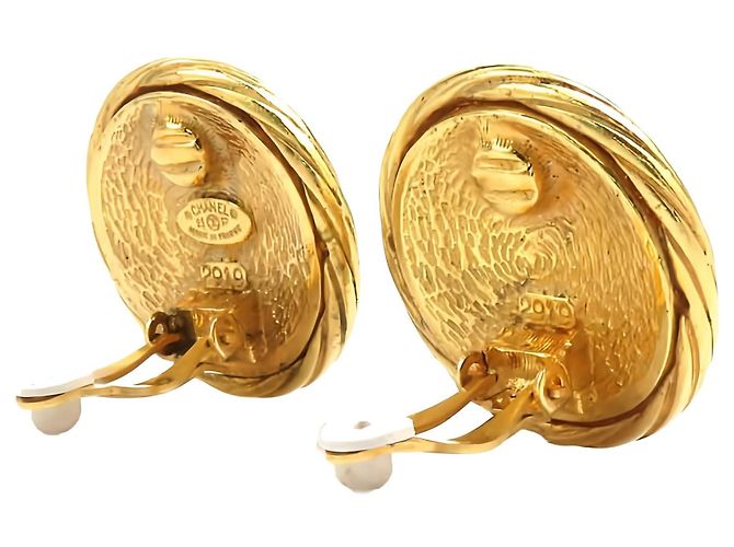 Orecchini a clip rotondi intrecciati Chanel CC placcati in oro - vista 2