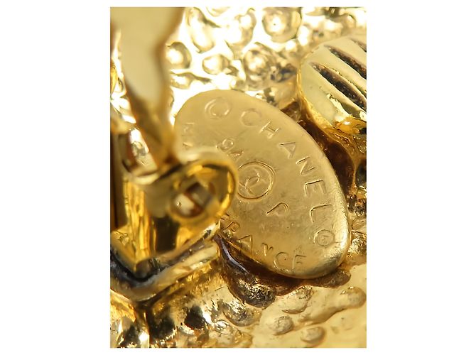 Orecchini a clip ovali placcati oro Chanel CC Gold - vista 4