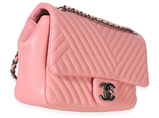 Gabrielle Borsa Chanel Mini Rectangular Flap Bag in pelle d'agnello matelassé rosa con CC Crossing - vista 4