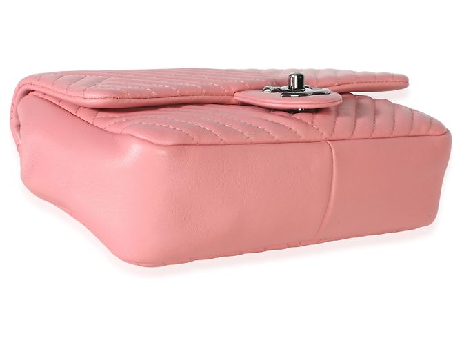 Gabrielle Borsa Chanel Mini Rectangular Flap Bag in pelle d'agnello matelassé rosa con CC Crossing - vista 7