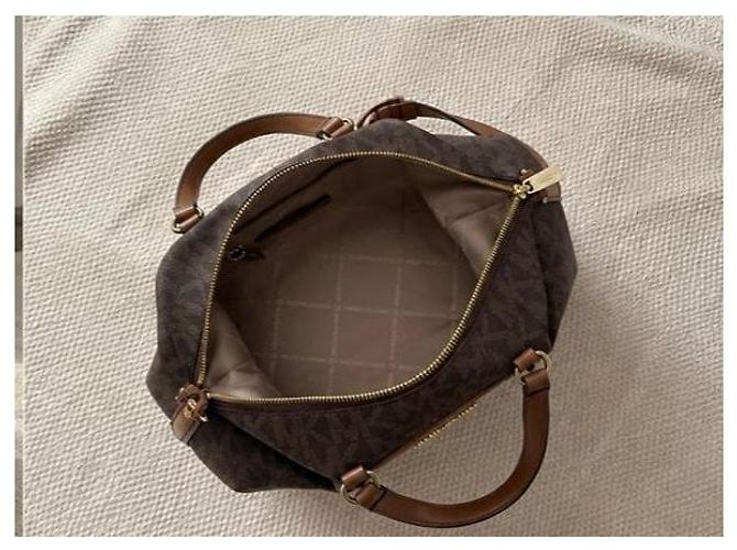 Michael Kors Borsa Bowling Monogramma Marrone - vista 2