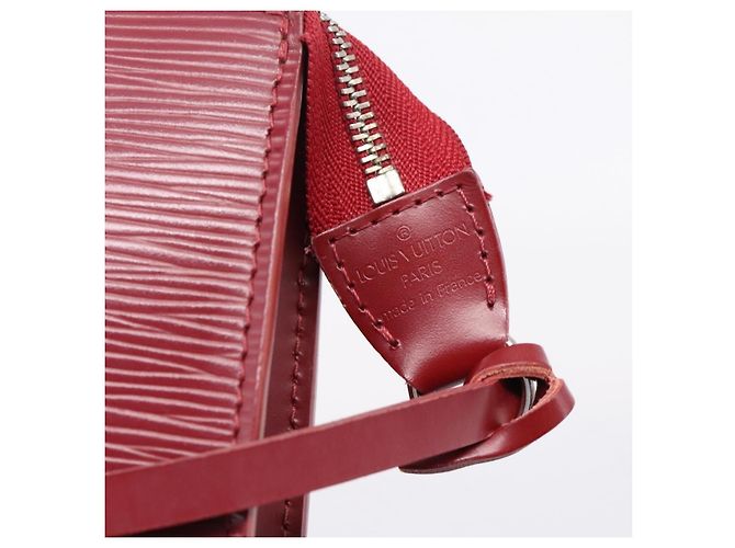 Louis Vuitton Pochette Accessoires NM Epi Leather - vista 6