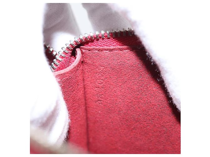 Louis Vuitton Pochette Accessoires NM Epi Leather - vista 7
