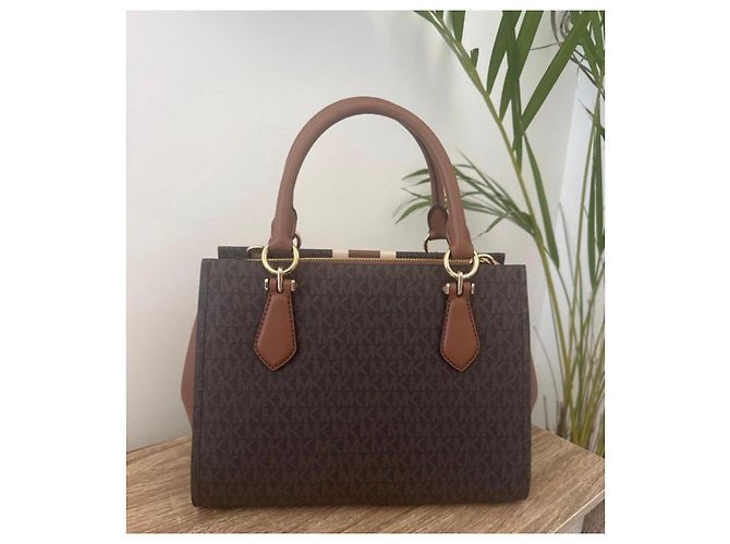 Borsa Michael Kors monogram marrone e bianco - vista 3